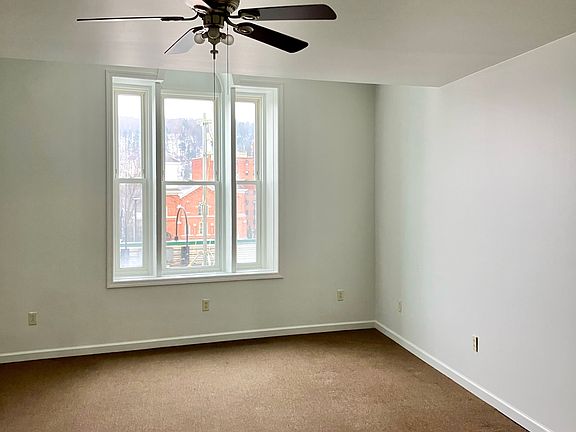 3rd image of 600-608 E Main St #3