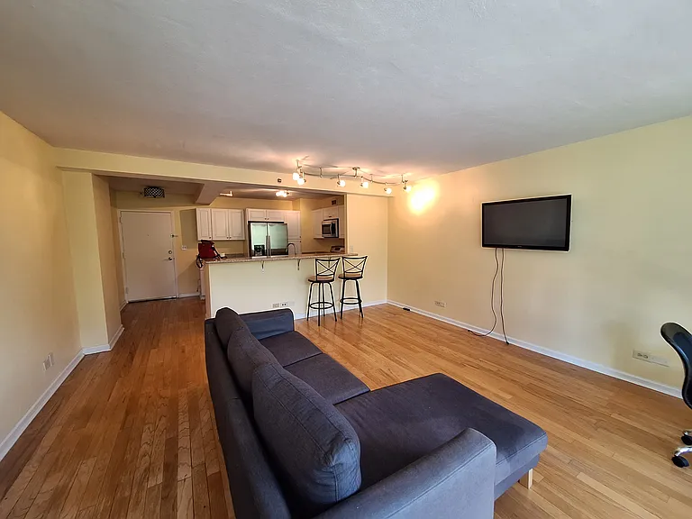620 Peachtree St NE — Photo 17
