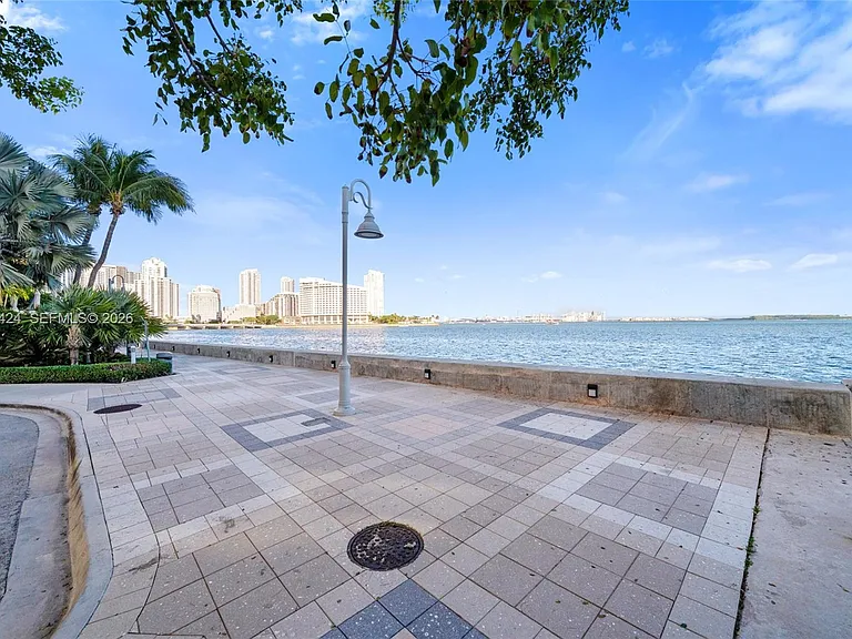 1155 Brickell Bay Dr #2501 — Photo 23