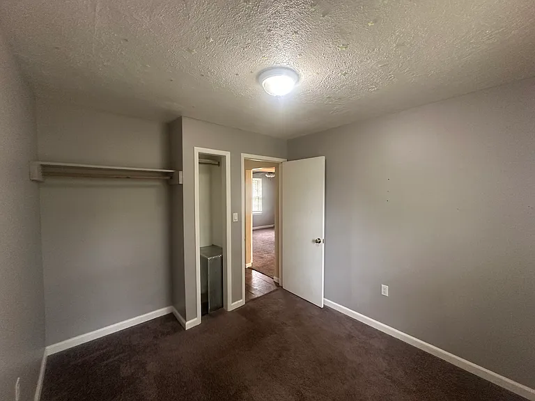 505 Glendale Ave — Photo 21