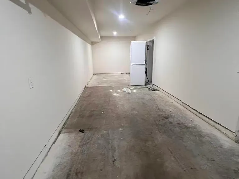 836 N Ridgewood Pl #2 — Photo 15