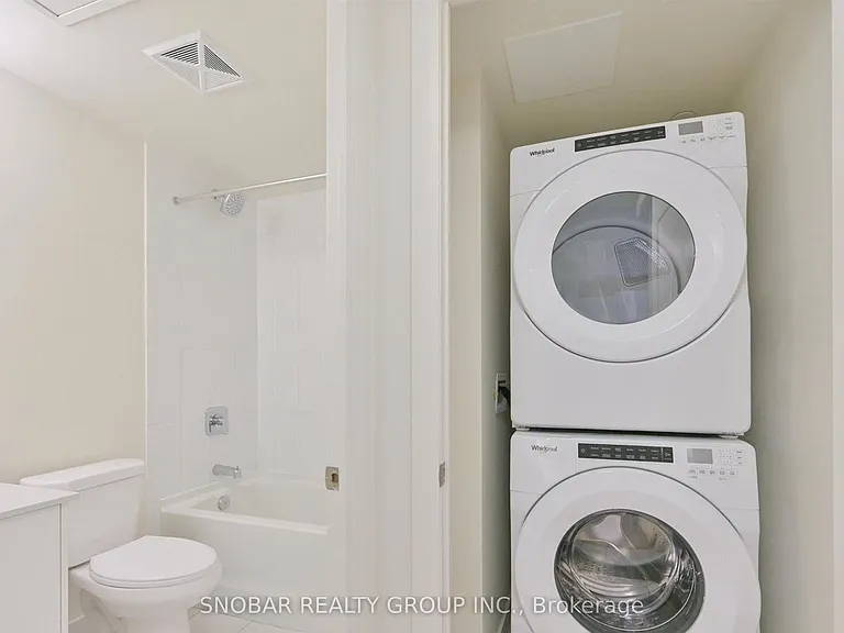 8960 Jane St W #701 — Photo 11