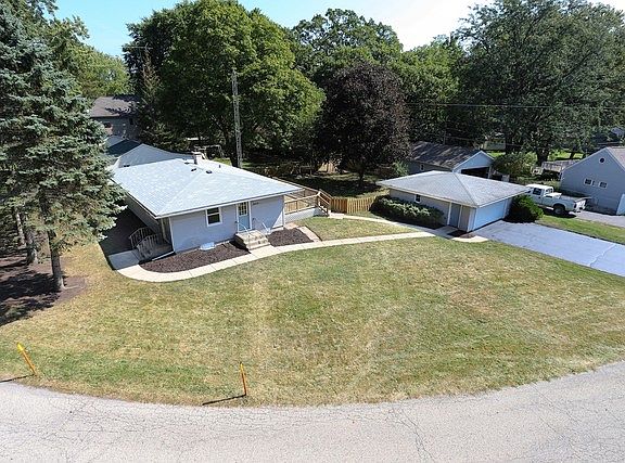 2nd image of 4717 W Shore Dr
