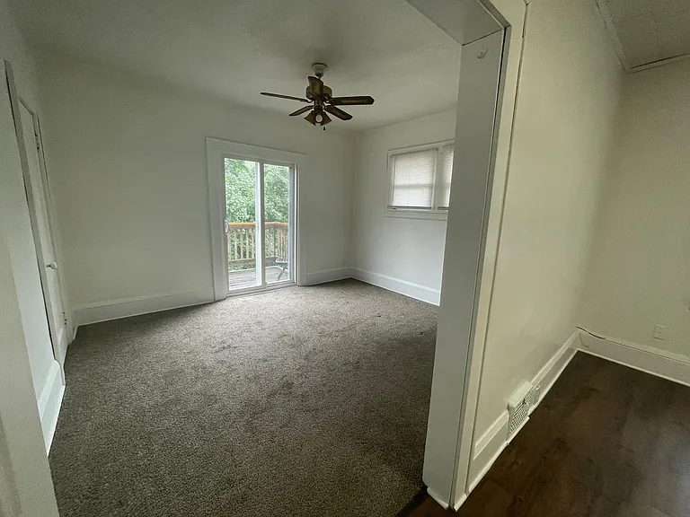 1228 Pondview Ave — Photo 2