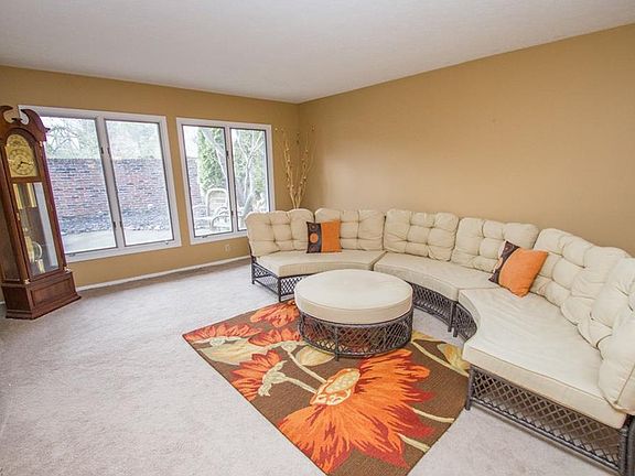 5th image of 17531 Pioneers Creek Cir