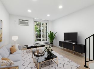 134 E 22nd St APT 302, New York, NY 10010