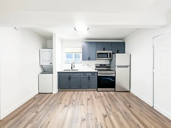 1844 N 51st St APT 5, Phoenix, AZ 85008