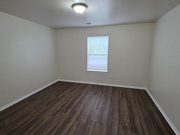 5th image of 4321 Stassen St APT B