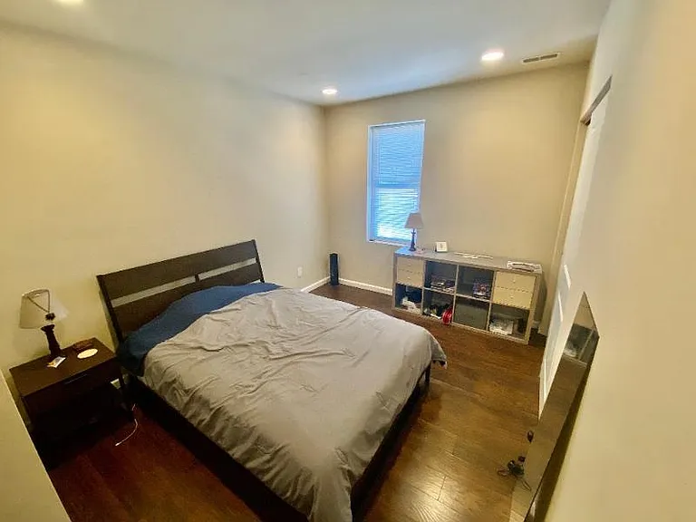 746 Master St #1 — Photo 1