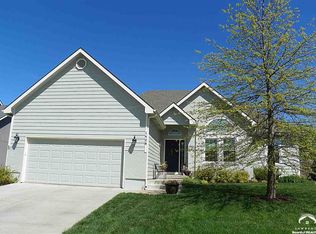 1428 Briarwood Ct, Eudora, KS 66025