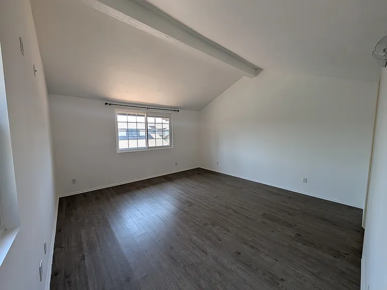 1419 Poseidon — Photo 17