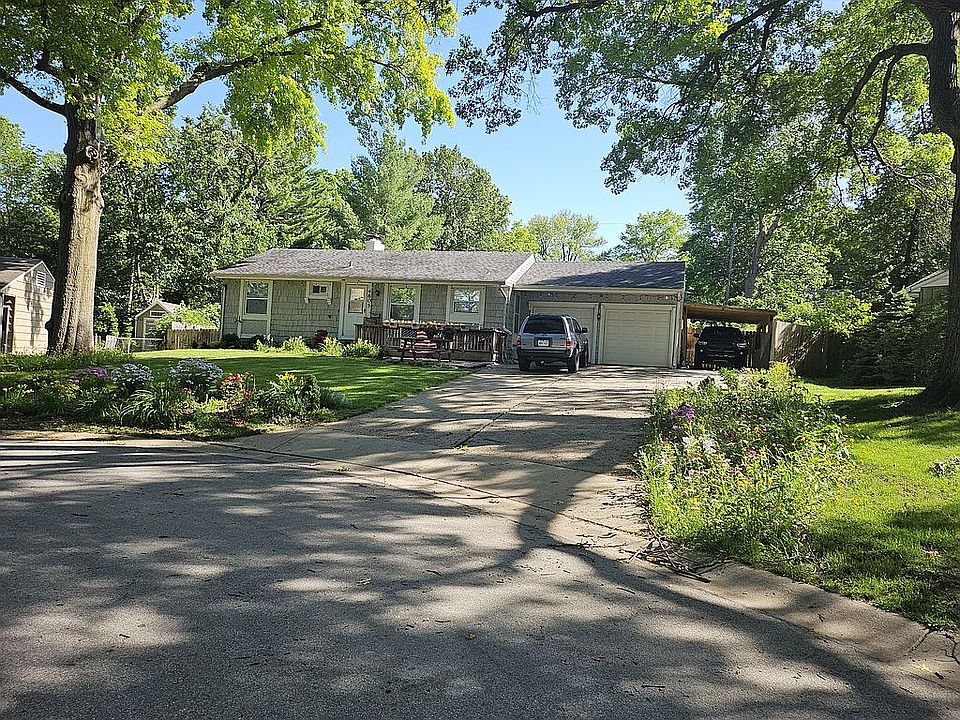 2nd image of 4805 W 77th Pl
