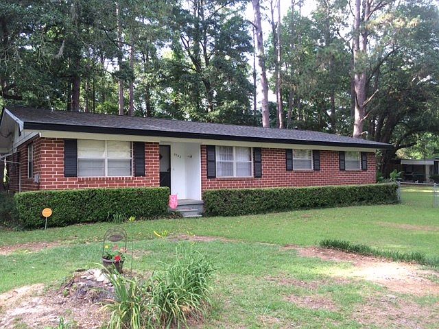1st image of 2122 Harriet Dr