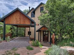 19 Stover Ln, Manitou Springs, CO 80829