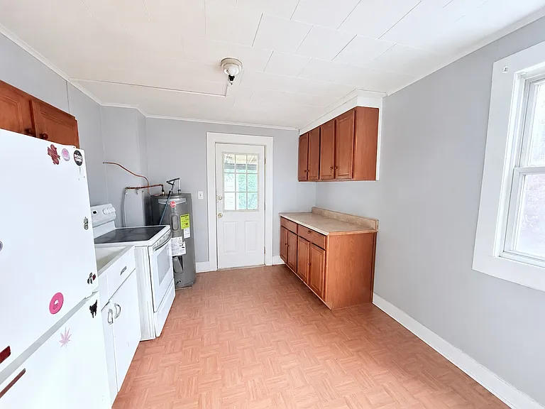 89 Clinton St #3 — Photo 3
