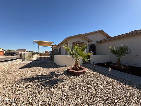 3rd image of 2836 Bear Rock Pl
