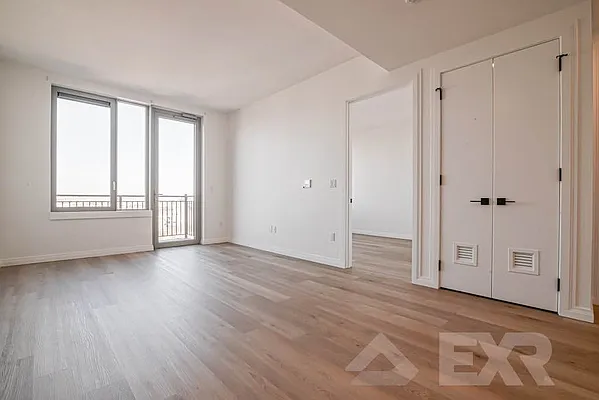 Rented by EXR | media 2