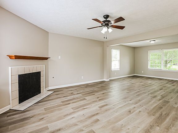 5th image of 841 Durham Way