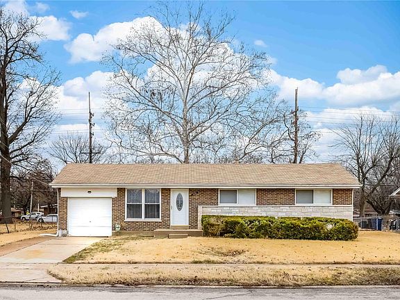 2nd image of 228 Gage Dr