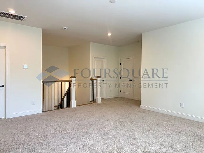 2204 Timberview Dr — Photo 35