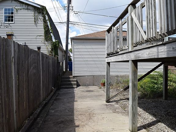 4th image of 3240 S Parnell Ave