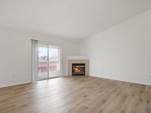 4th image of 11620 W 62nd Pl Unit 203