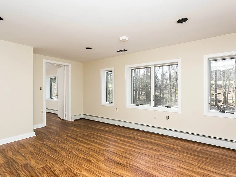 1103 Rolandvue Rd — Photo 18
