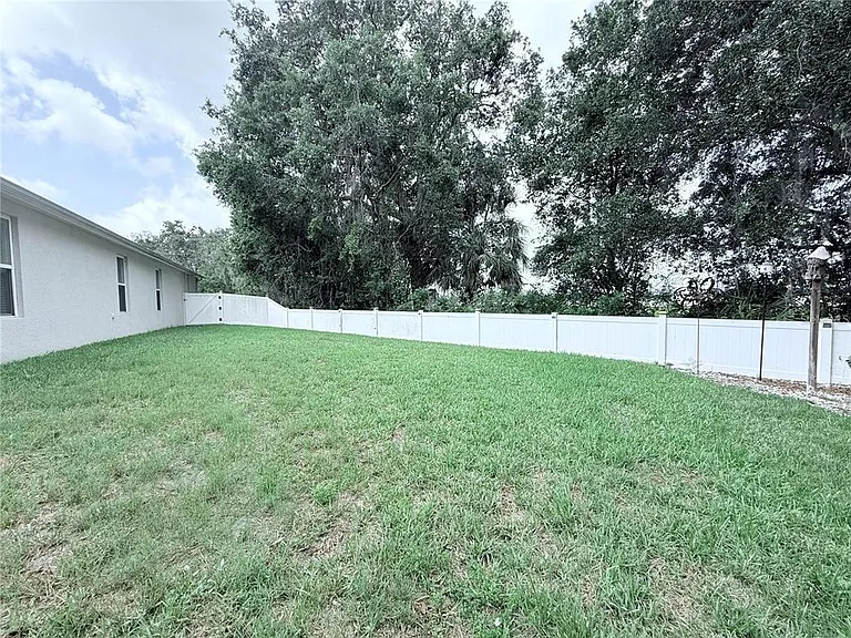 6456 Doe Path Ct — Photo 33