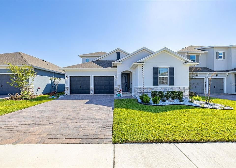 1st image of 4542 LIONS GATE AVENUE