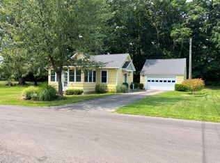 (Undisclosed Address), Greenhurst, NY 14742