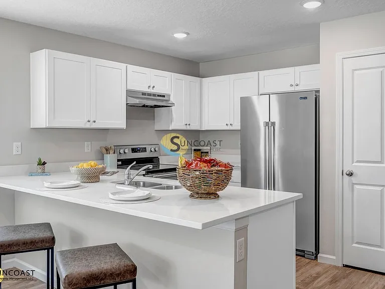 6421 Breezy Oaks Way #101 — Photo 6