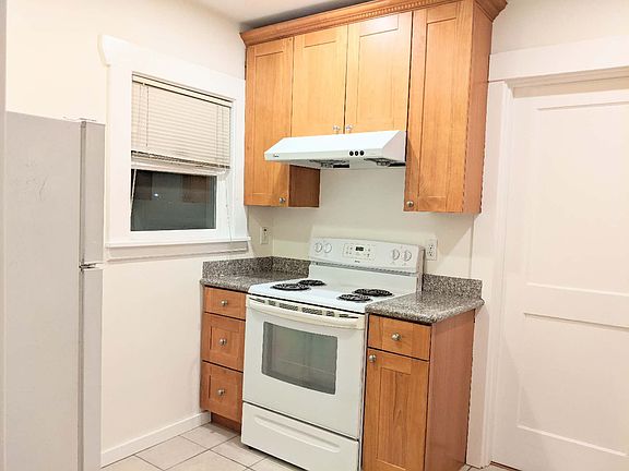 2nd image of 4744 9th Ave NE #C