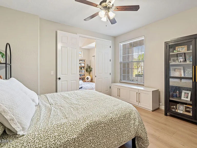 6943 W Tether Trl — Photo 32