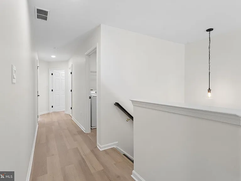 771 Barton Run — Photo 17