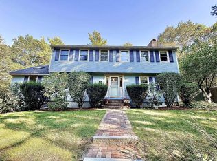 93 Faith Dr, Hampstead, NH 03841