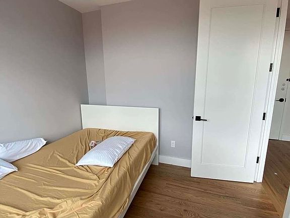 2nd image of 310 Saint Nicholas Ave #3R