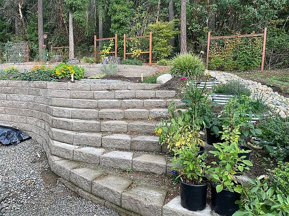 Retaining Wall and Stairs