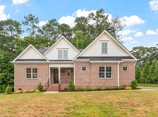 3022 Carrington Ln, Sanford, NC 27330