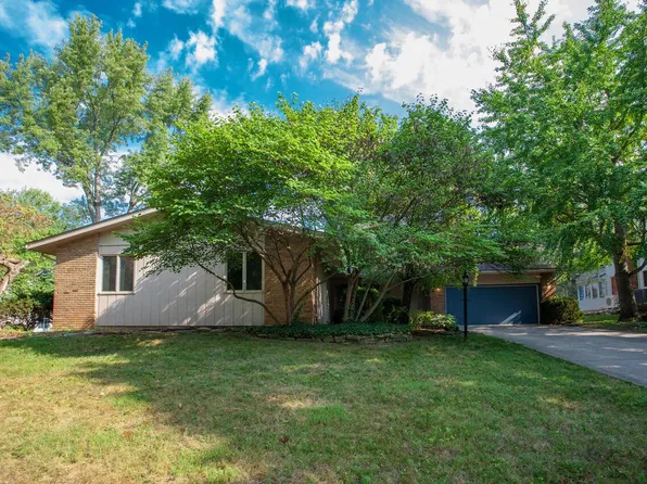 80 Colburn Ct, Worthington, OH 43085