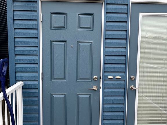 3rd image of 44R Seton Row SE