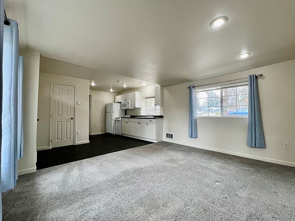 1st image of 1601 E Coeur Dalene Ave #B