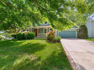 794 Seven Hills Ln, Saint Charles, MO 63304
