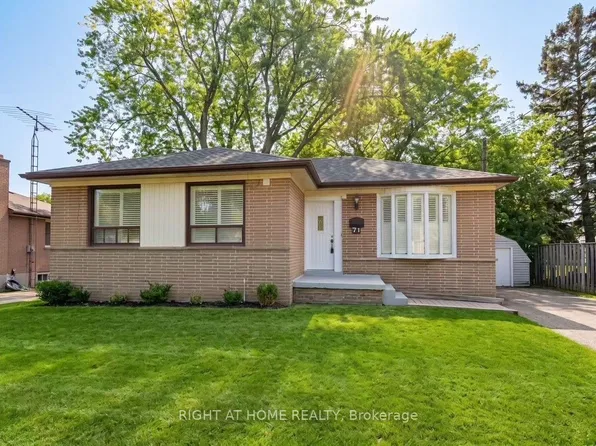71 Rockport Cres, Richmond Hill, ON L4C 2L7