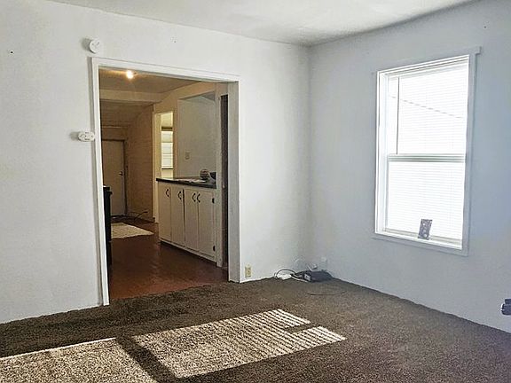 5th image of 930 C Ave