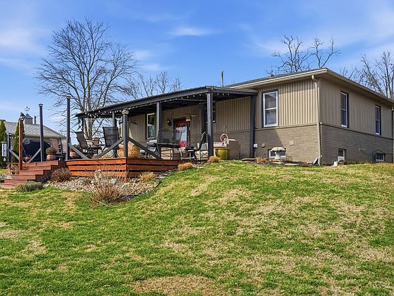 3rd image of 777 Myers Rd