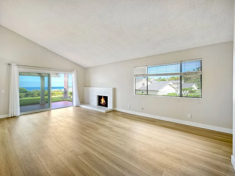 236 Calle Cuervo — Photo 35