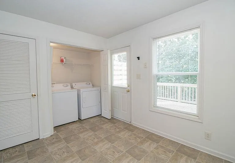 513D Peachers Ridge Rd — Photo 6
