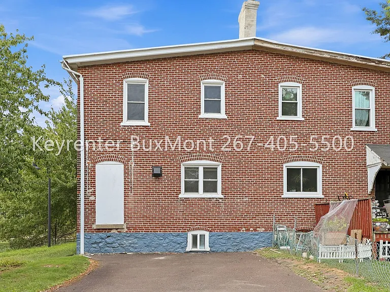 152 Prospect Ave — Photo 14
