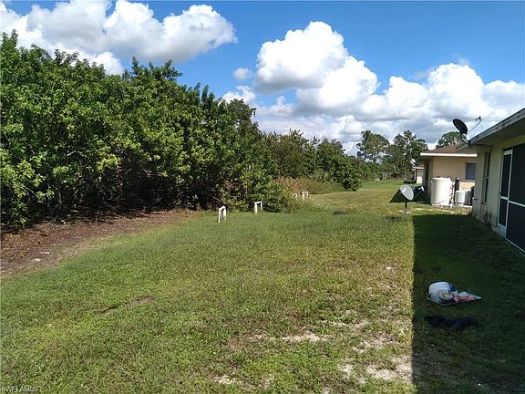 4th image of 1500 W 12th St