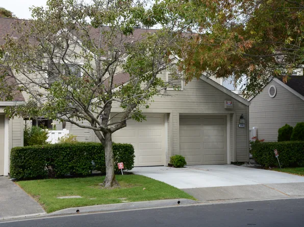 3743 Ridge Dr, Richmond, CA 94806